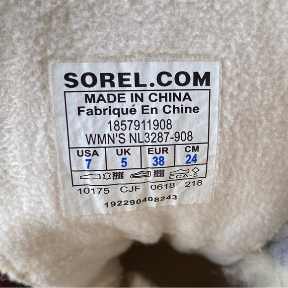 Sorel Sneakchic Alpine Boots - Picture 4 of 11